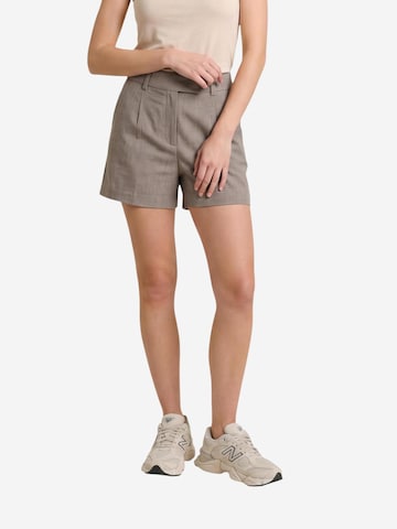 Tailleur 'Onllinda Hw Mel Shorts Tlr Noos 15283727' di ONLY in grigio: frontale