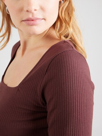 ABOUT YOU Shirt 'Doreen' in Brown