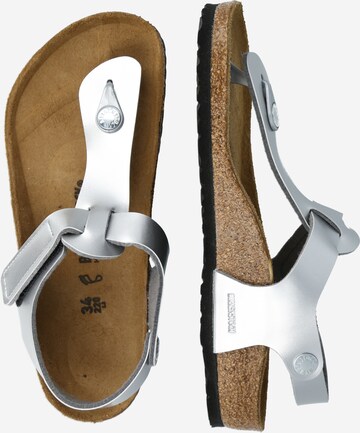 BIRKENSTOCK Sandaalit 'Kairo' värissä hopea