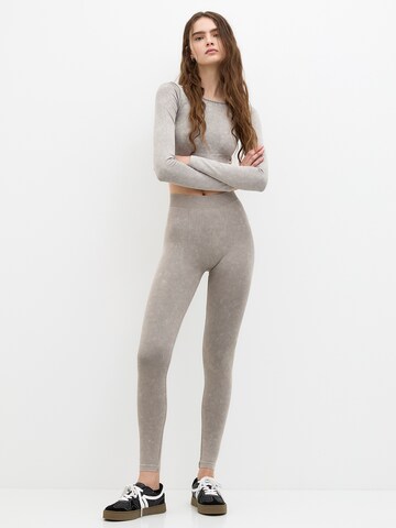 Pull&Bear Skinny Leggings in Grey