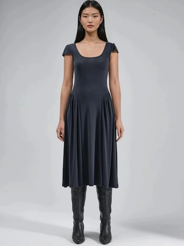 Busem - Vestido de verão em cinzento