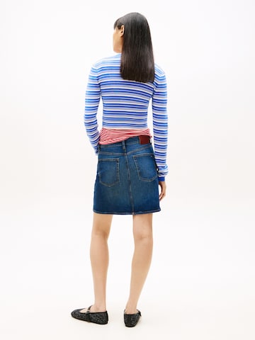 Tommy Jeans Krilo | modra barva