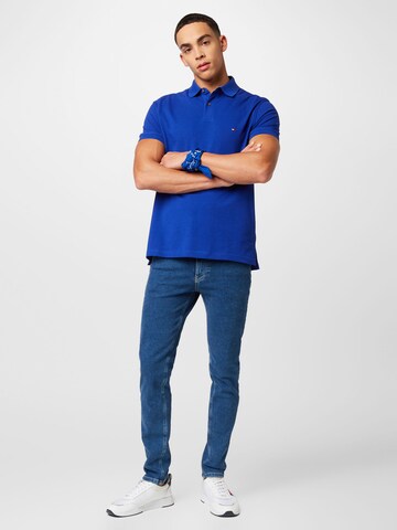 TOMMY HILFIGER Koszulka w kolorze niebieski