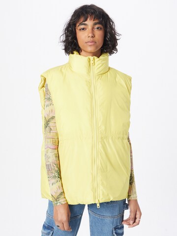 Gilet di WEEKDAY in giallo: frontale