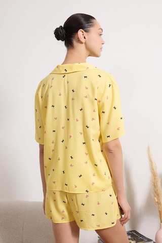 Trendyol Short Pajama Set in Yellow