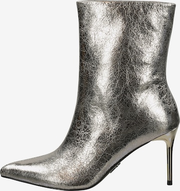 STEVE MADDEN Ankle Boots in Silver