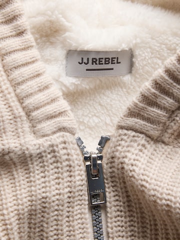 JJ Rebel - Casaco de malha 'JREBRIO' em bege: frente
