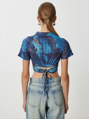 Camicia da donna 'Blusen' di Happiness İstanbul in blu