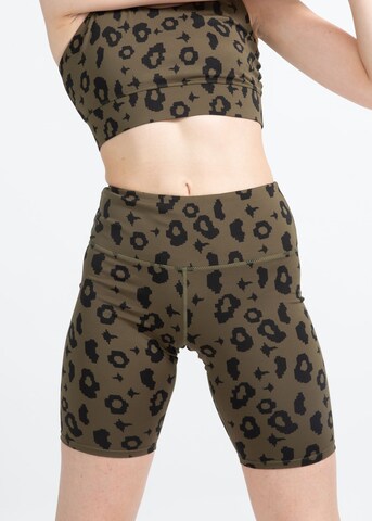 Boochen Skinny Workout Pants in Green