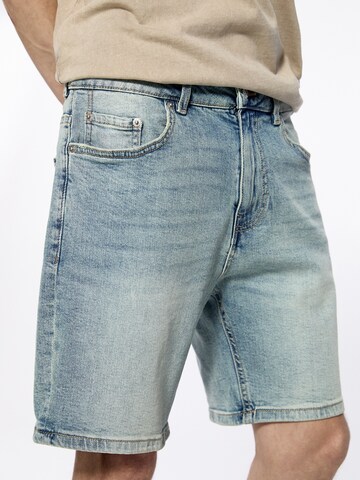 Coupe slim Jean Pull&Bear en bleu