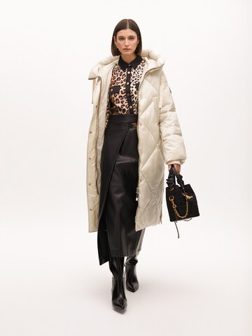 Lola Casademunt Vinterkappa i beige