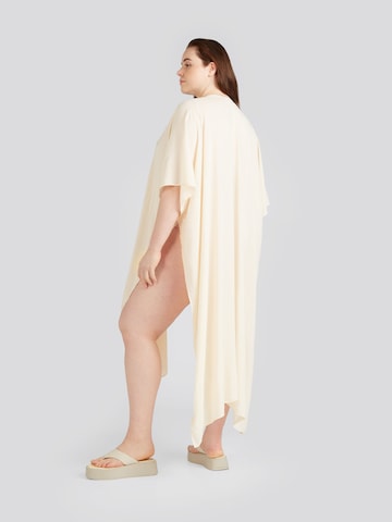 CITA MAASS co-created by ABOUT YOU - Vestido de playa 'Marica' en blanco