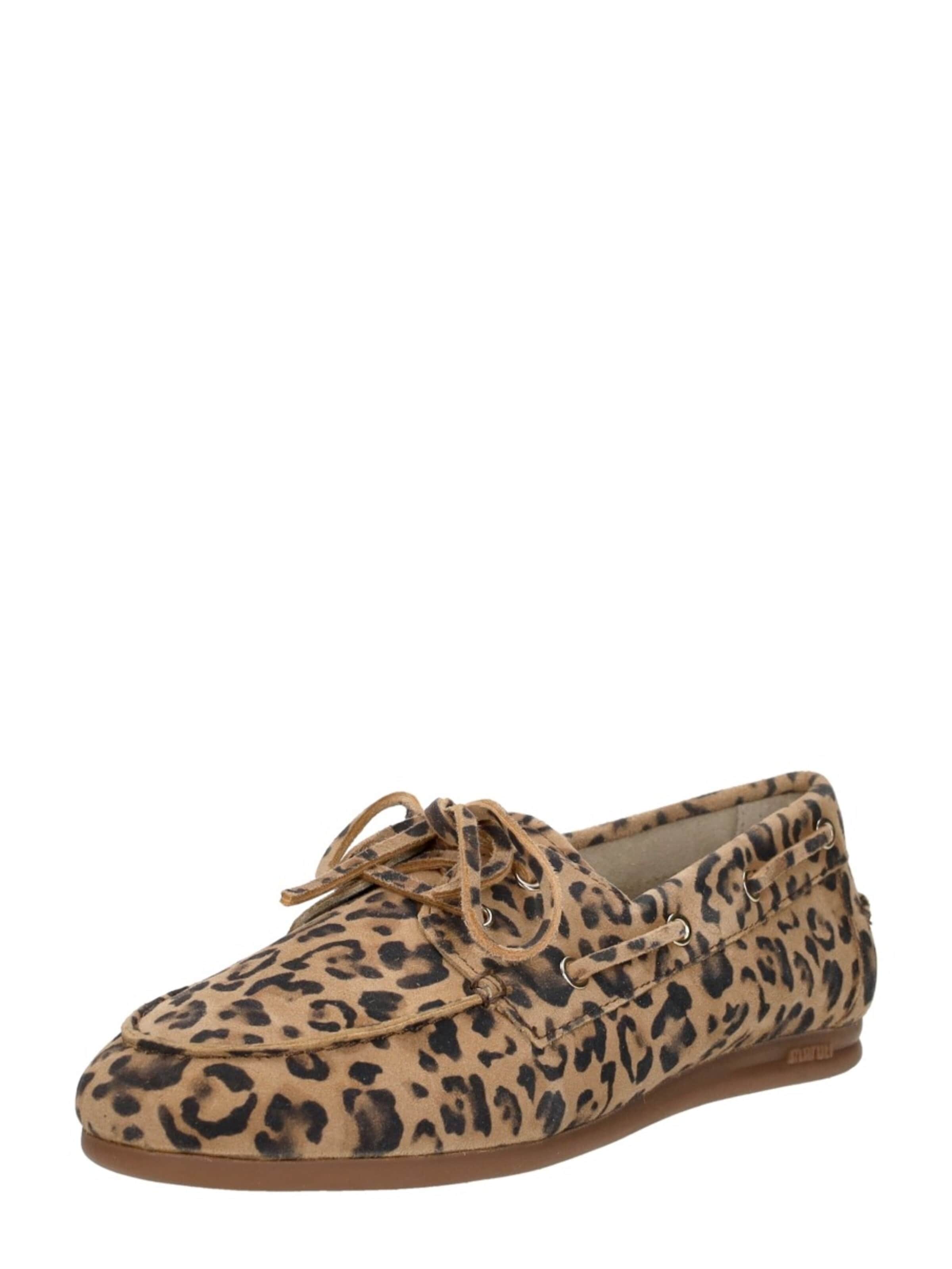MARUTI Mocassins 'Eliza' in Beige