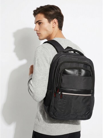 Zaino 'Zaino Coveri Collection poliestere resistente con zip' di Coveri Collection in nero