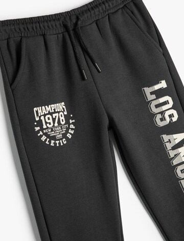 Koton Tapered Pants in Grey