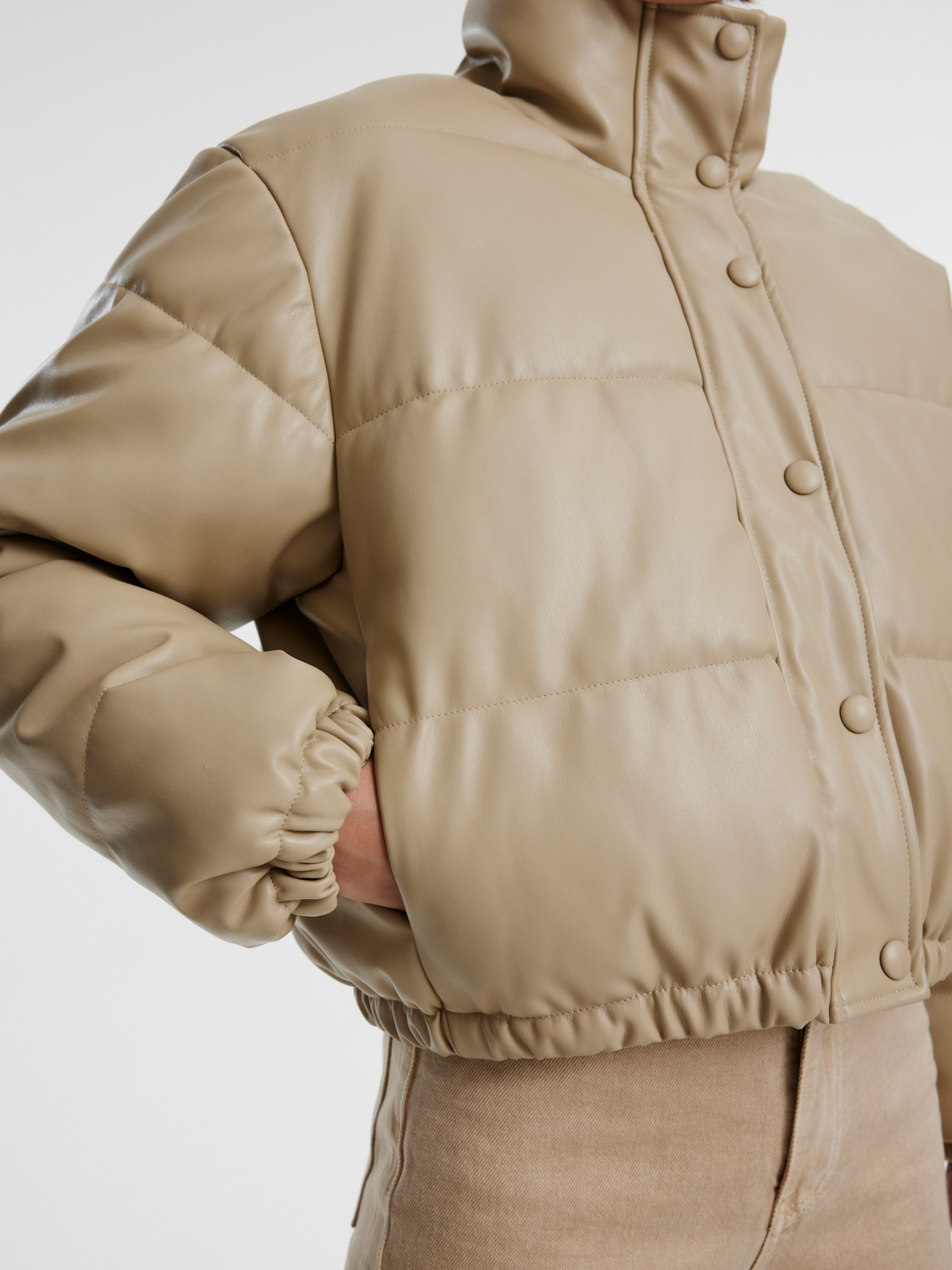 EDITED Producten Tussenjas 'Nikolina' Beige