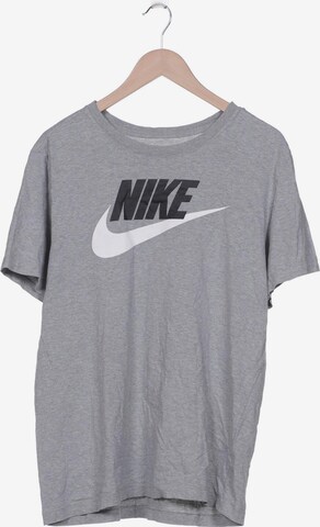 NIKE T-Shirt L in Grau: predná strana