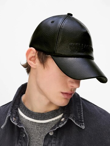 KARL LAGERFELD JEANS Cap in Black: front