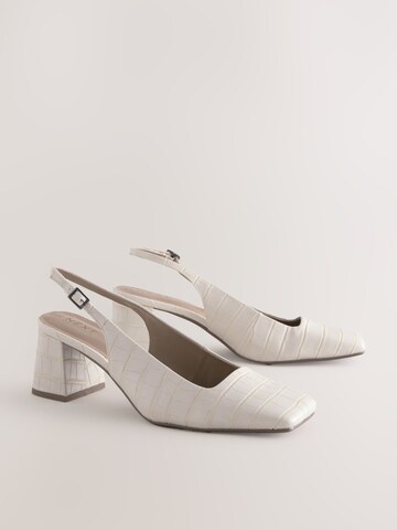 Escarpins à bride arrière 'Forever Comfort®' Next en blanc