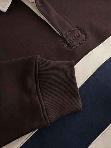 Next - Sudadera en marrón