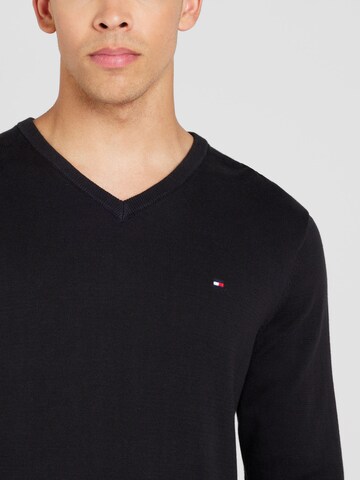 TOMMY HILFIGER Pullover 'ESSENTIAL' in Schwarz