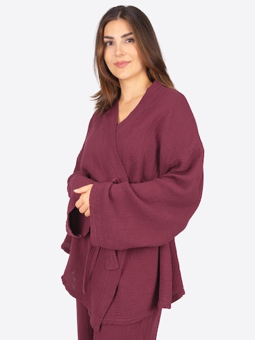 Seasons of April Kimono 'Kehlani' in Rot