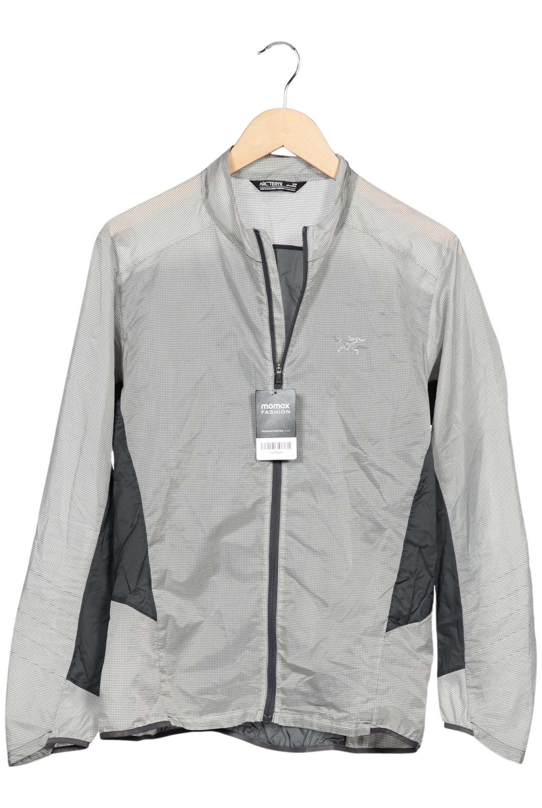 Arcteryx Jacket & Coat in S in Grey: front