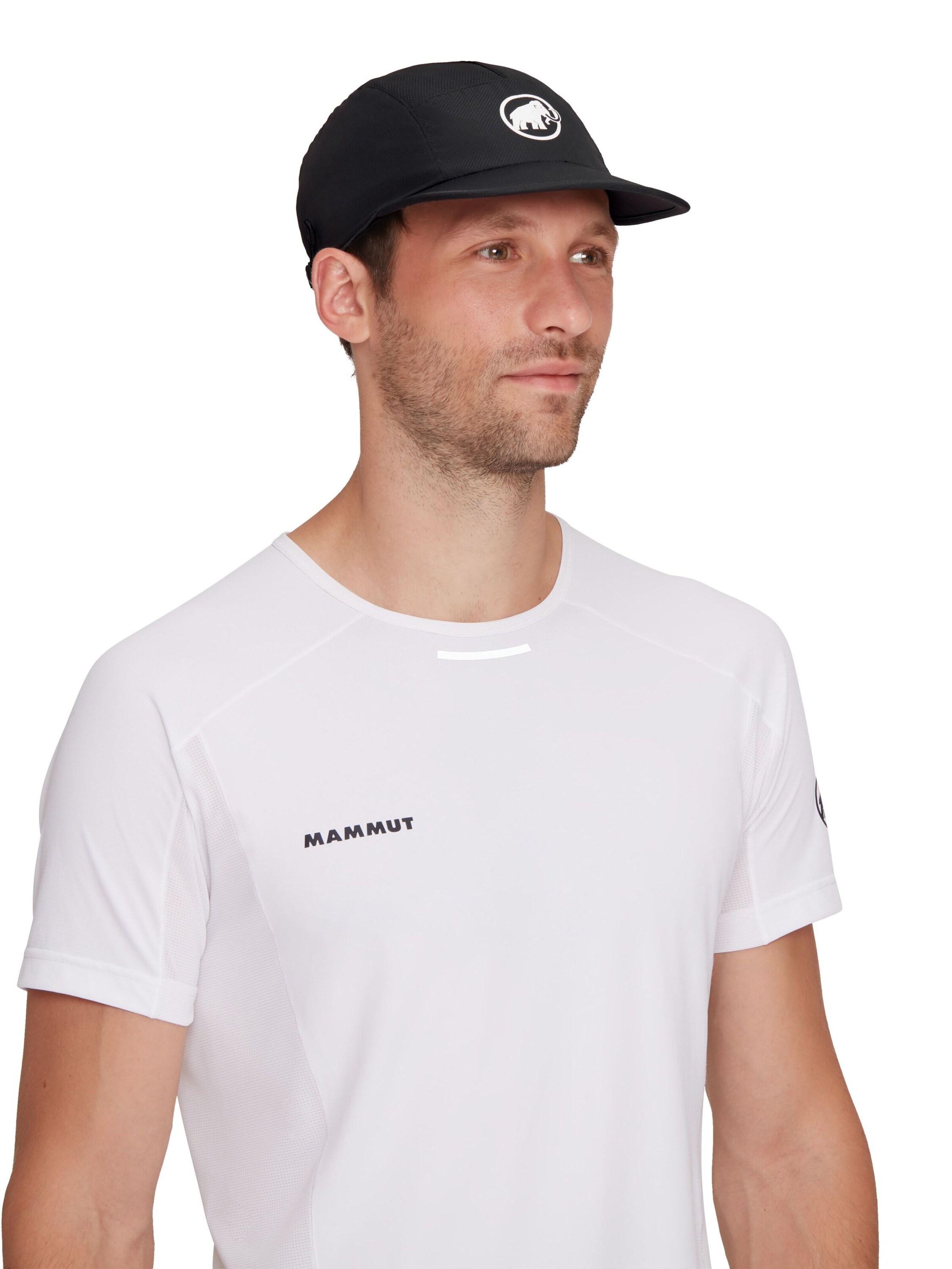 MAMMUT Athletic Cap in Black