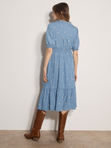 Apricot Jurk ' ' in Blauw