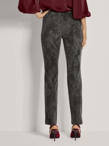 MADELEINE Tapered Broek in Grijs
