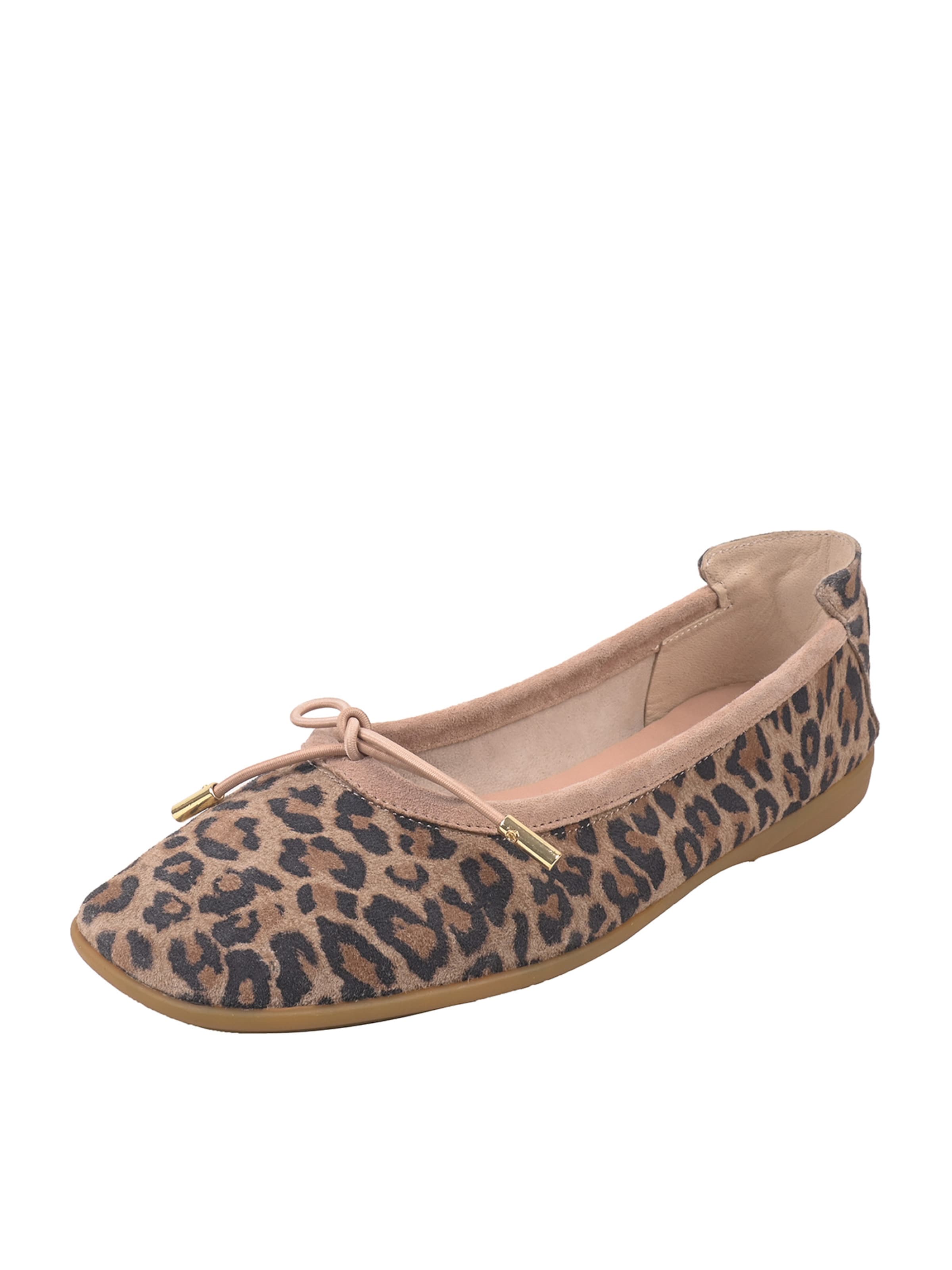 Crickit Ballet Flats ' OMEGA ' in Beige: front