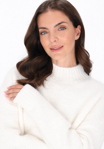 usha WHITE LABEL Sweater in White