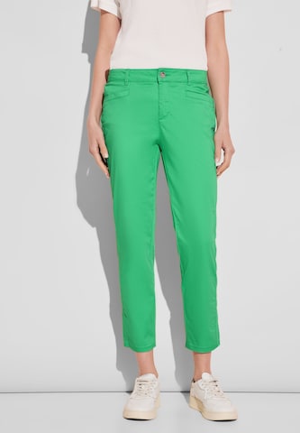 STREET ONE Slim fit Chino Pants in Green: front