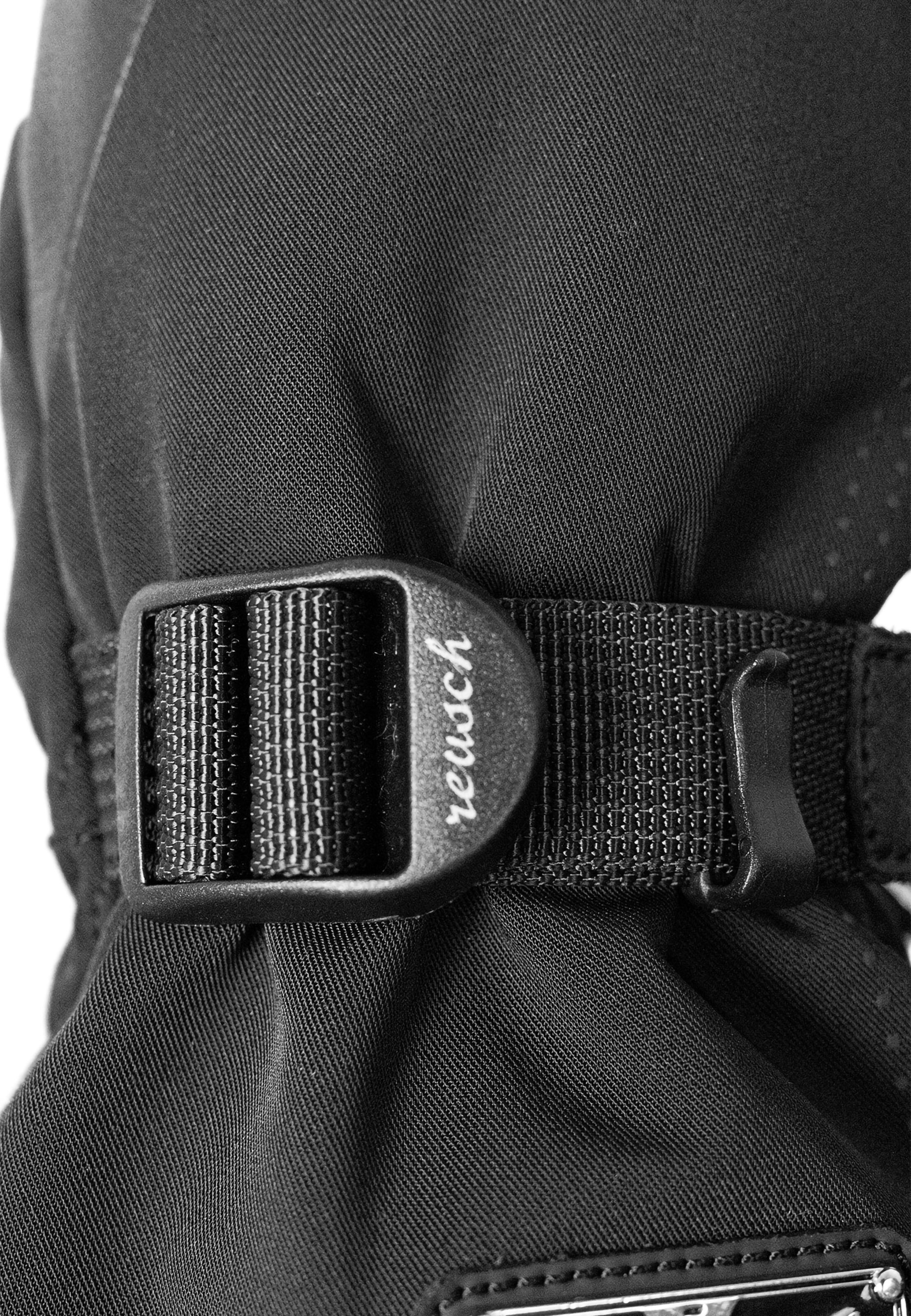 REUSCH Fingerhandschuhe 'Hope R-TEX® XT' in Schwarz