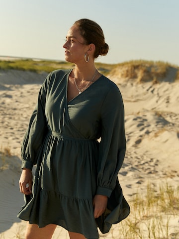 Robe 'Lanea' Guido Maria Kretschmer Curvy en vert : devant