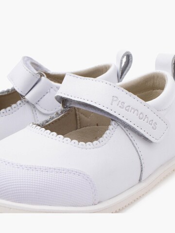 Ballerina di Pisamonas in bianco