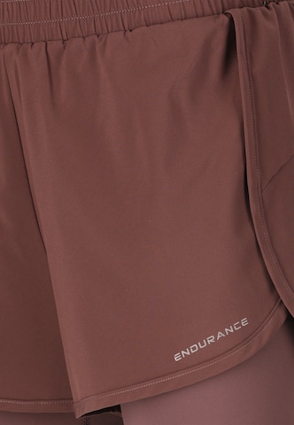 ENDURANCE Regular Shorts 'Heddae' in Rot