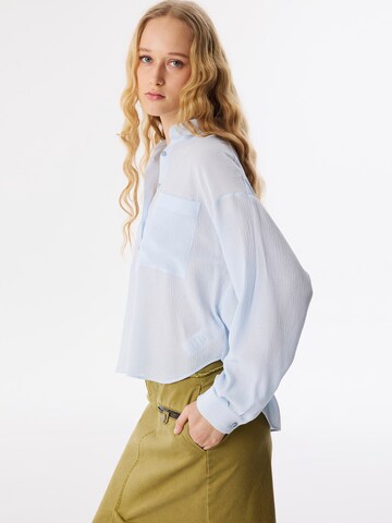 Twist Blouse in Blauw