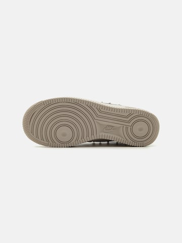 bēšs Nike Sportswear Zemie brīvā laika apavi 'AIR FORCE 1 '07'