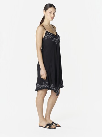 KOROSHI Obleka | črna barva