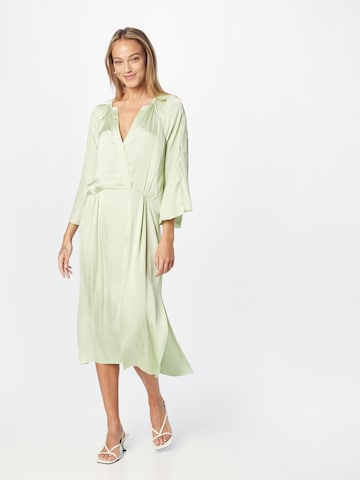 DAY BIRGER ET MIKKELSEN فستان 'Tess' بلون أخضر: الأمام