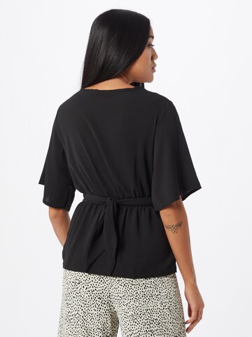 Boohoo - Blusa em preto