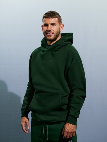 Sweat-shirt 'Kai' FCBM en vert : devant