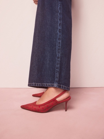 Next Remmiavokkaat värissä punainen