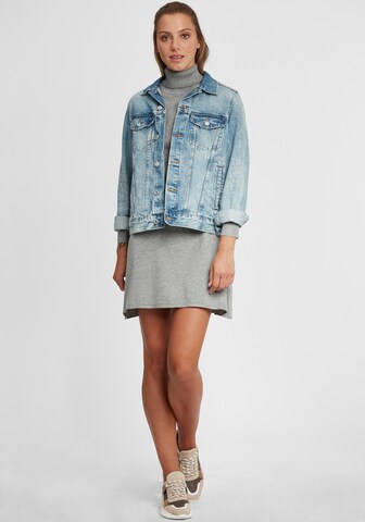 Robes en maille 'Winala' Oxmo en gris