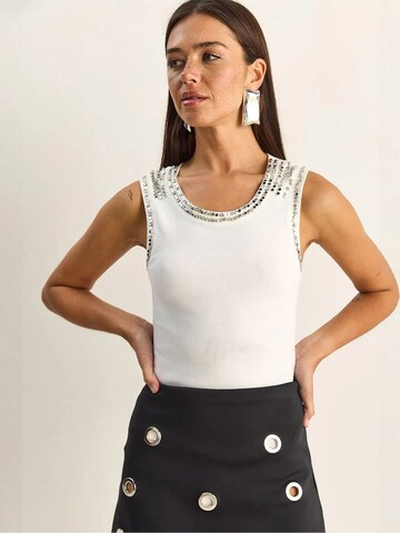 Bianco Lucci Blouse in White
