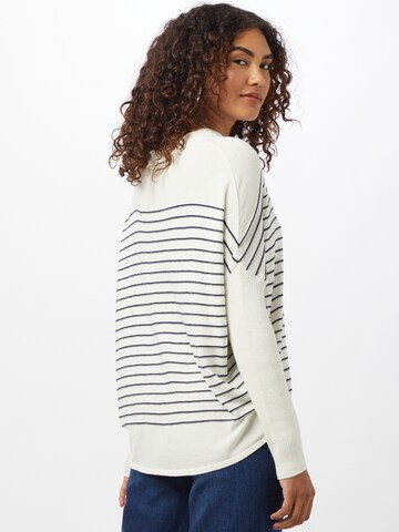 Pull-over ESPRIT en blanc