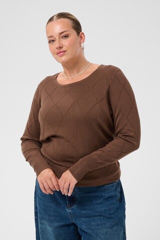 KAFFE CURVE Sweter 'Lizzy' w kolorze brązowy: przód