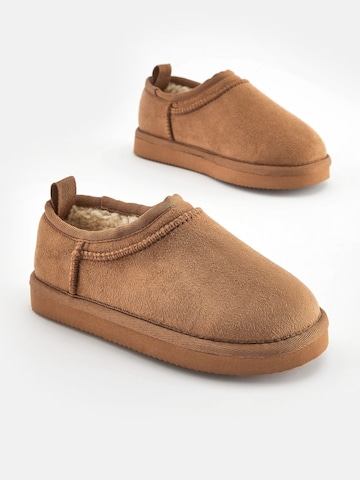 Pantoufle Next en marron