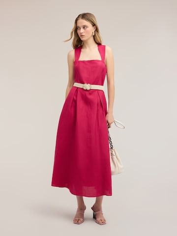 Robe MOTIVI en rose